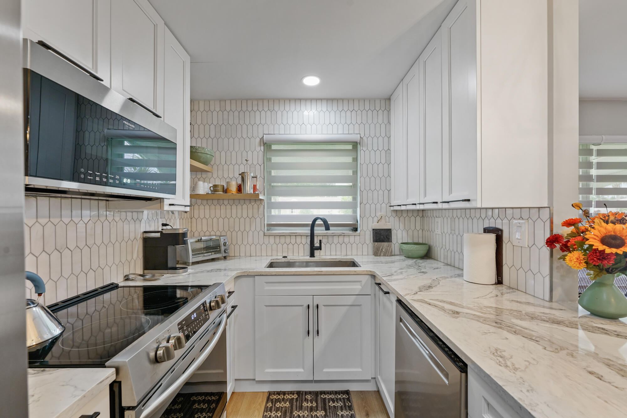 277 West High Point Court, Unit B Delray Beach, FL 33445 - Photo 15 of 46 _DSC8863