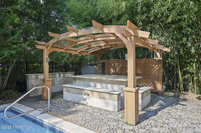 $1,070,000 | 7 Trumbull Court, Jackson, NJ 08527