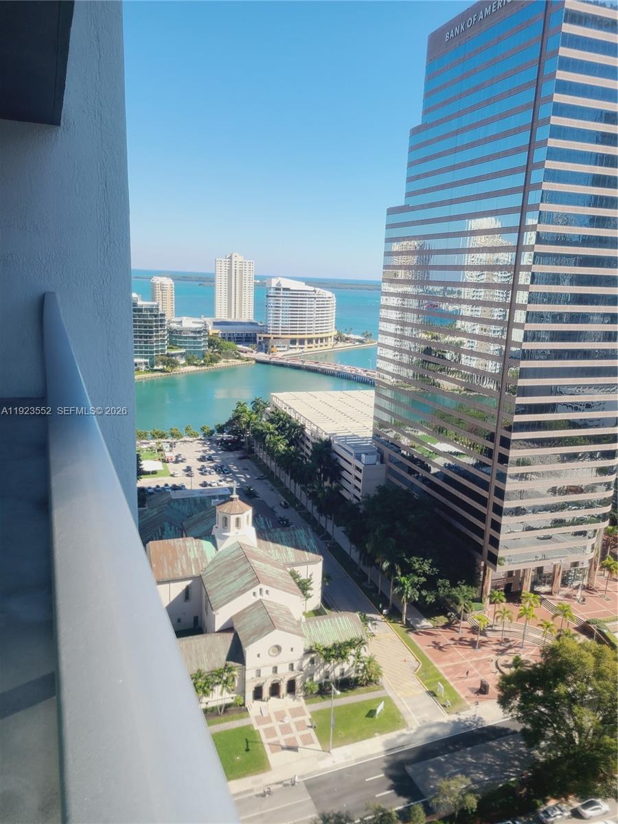 500 Brickell Avenue, Unit 2608 Miami, FL 33131 - Photo 12 of 13