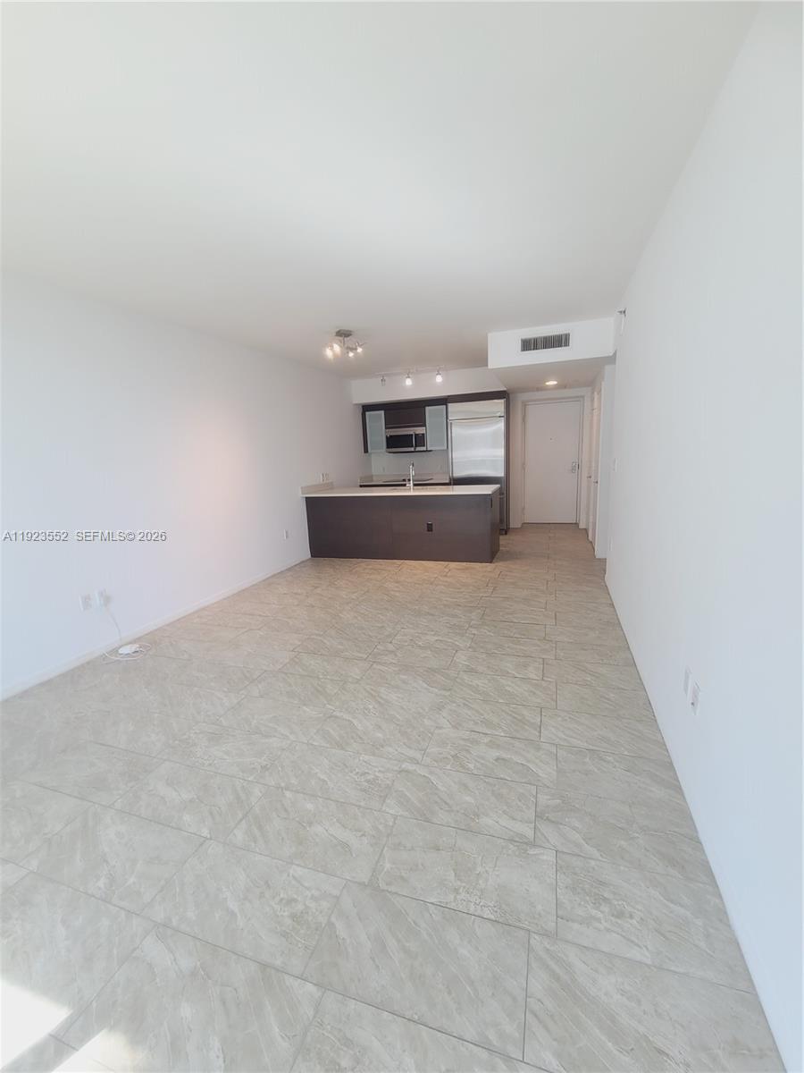 500 Brickell Avenue, Unit 2608 Miami, FL 33131 - Photo 2 of 13