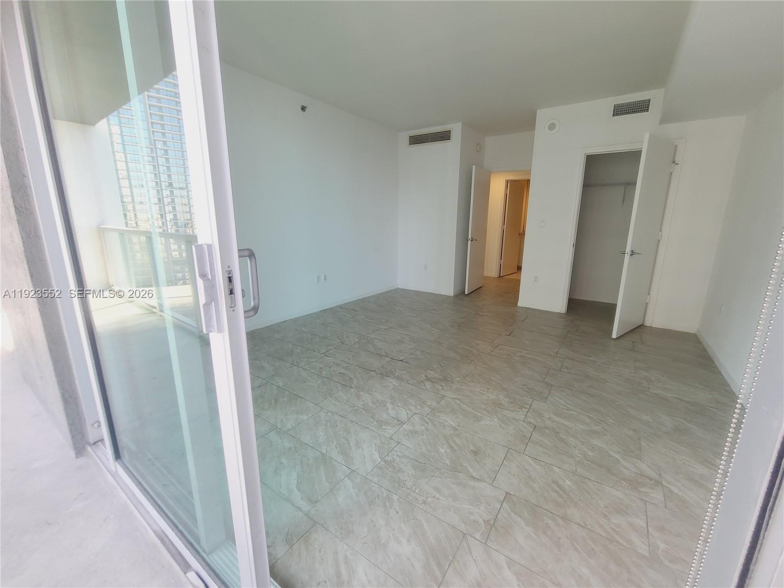 500 Brickell Avenue, Unit 2608 Miami, FL 33131 - Photo 7 of 13