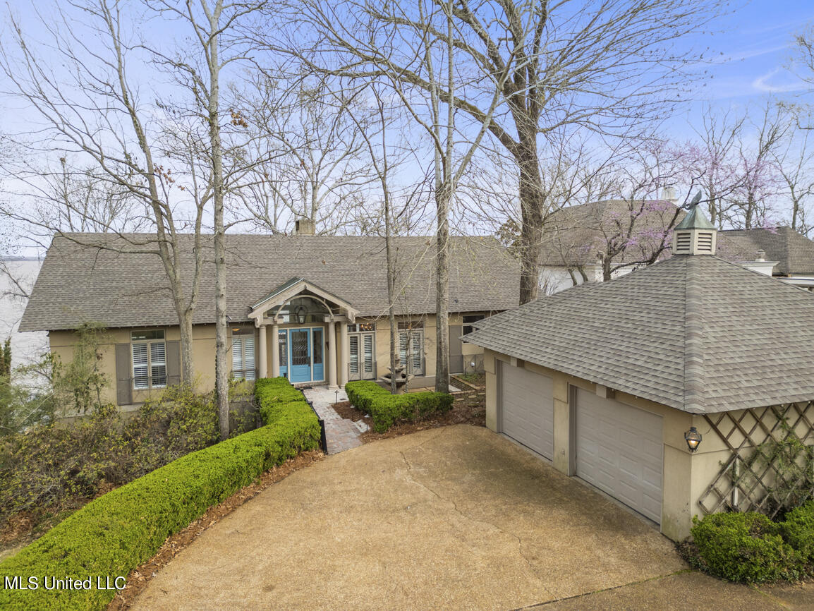 511 Roses Bluff Drive Madison, MS 39110 - Photo 2 of 54 511 Roses bluff Drone final-2