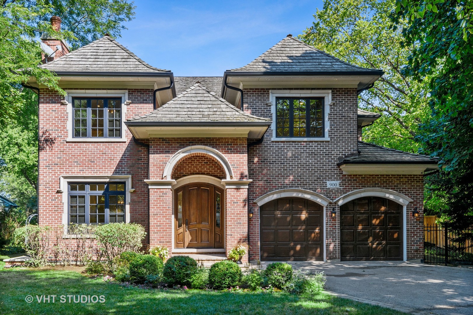 900 Seneca Road Wilmette, IL 60091 - Photo 1 of 32