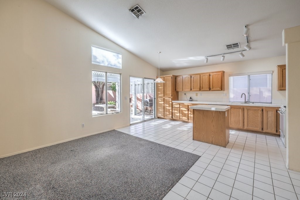 2423 Tottingham Road Henderson, NV 89074 - Photo 13 of 39 Gallery Image 13