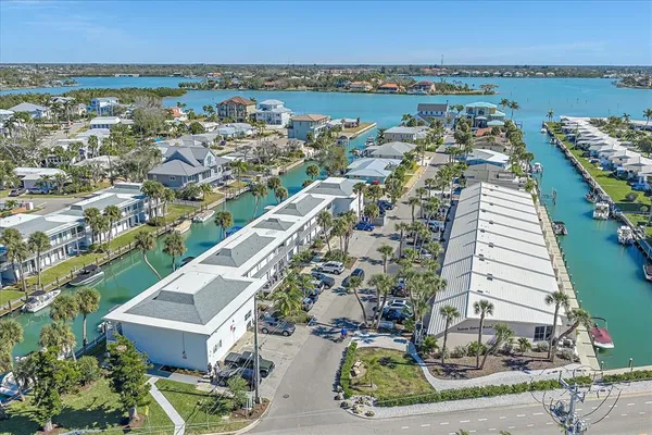 $200,000 | 902 Gibbs Road, Unit 282, Venice, FL 34285