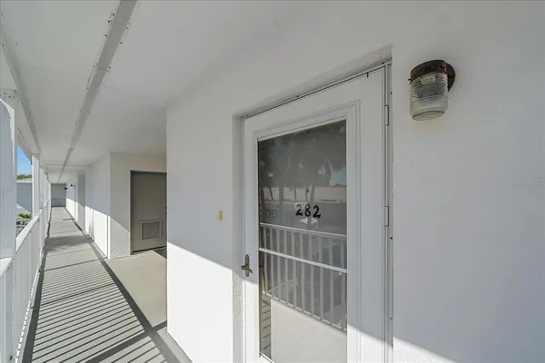 $200,000 | 902 Gibbs Road, Unit 282, Venice, FL 34285