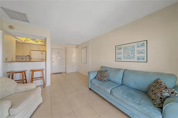 $200,000 | 902 Gibbs Road, Unit 282, Venice, FL 34285