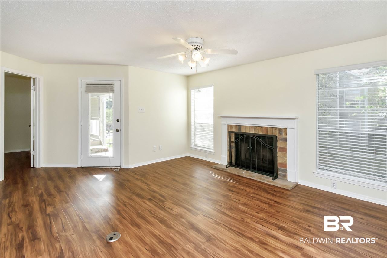 5608 Cottage Hill Road, Unit 214 Mobile, AL 36609 - Photo 16 of 31