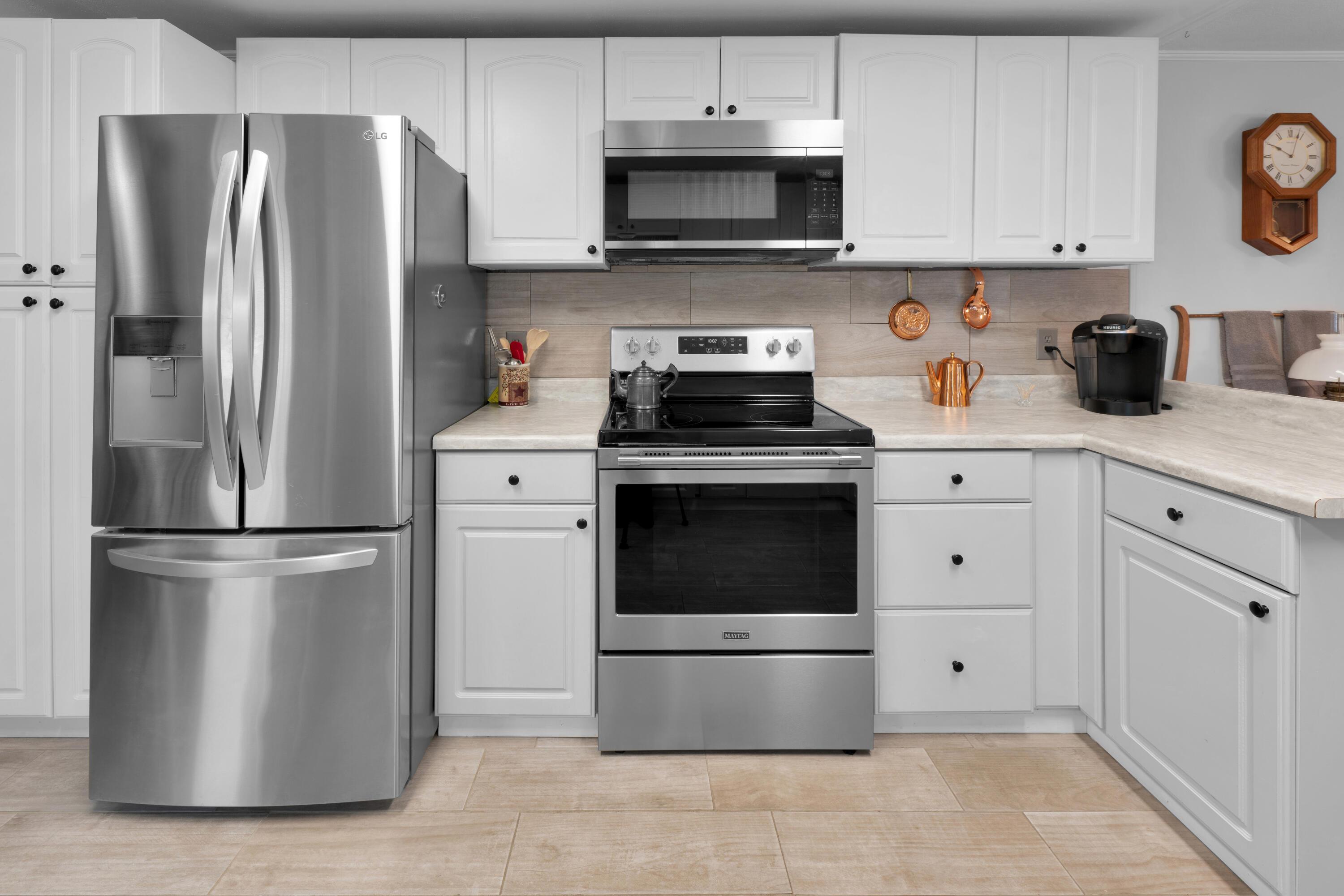 9273 Southwest Mary Drive Stuart, FL 34997 - Photo 13 of 30 DSC04174