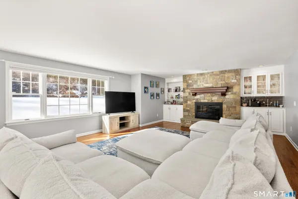 $1,779,000 | 309 Sturges Ridge Road, Wilton, CT 06897