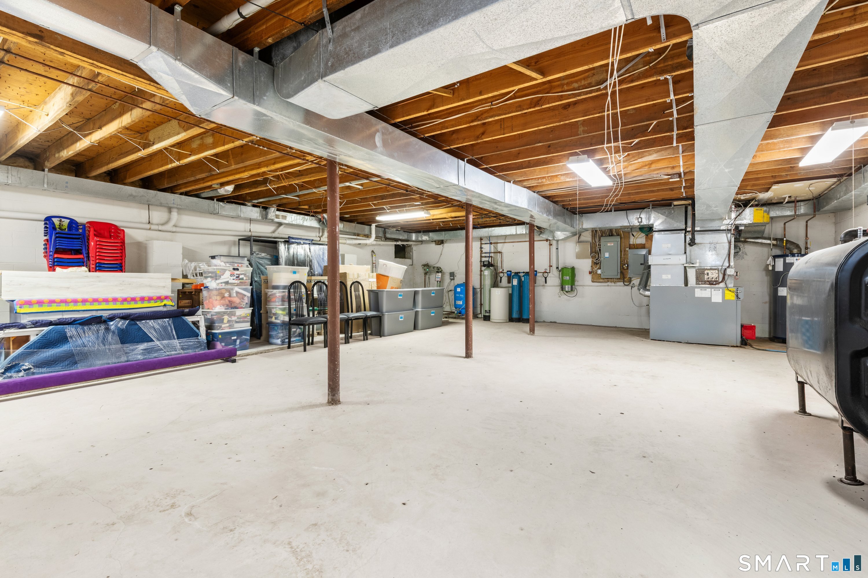 309 Sturges Ridge Road Wilton, CT 06897 - Photo 25 of 33 a view of parking