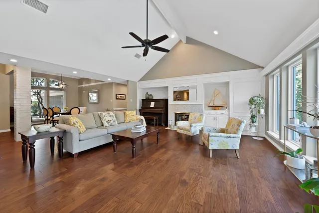 $698,500 | 2907 Arbor Oaks Drive, Arlington, TX 76006