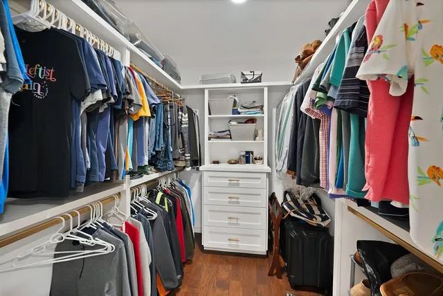 $698,500 | 2907 Arbor Oaks Drive, Arlington, TX 76006