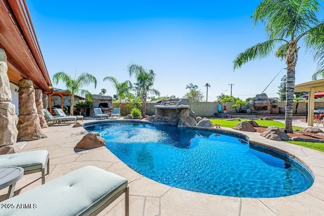 $675,000 | 1265 West Ellis Street, Mesa, AZ 85201