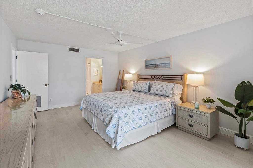 724 Bayport Way, Unit 724 Longboat Key, FL 34228 - Photo 26 of 63