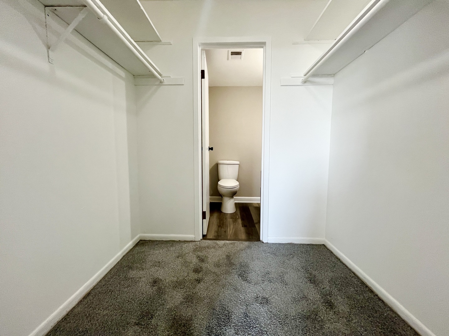 9725 Karlov Avenue, Unit 501 Oak Lawn, IL 60453 - Photo 15 of 17 a view of empty room