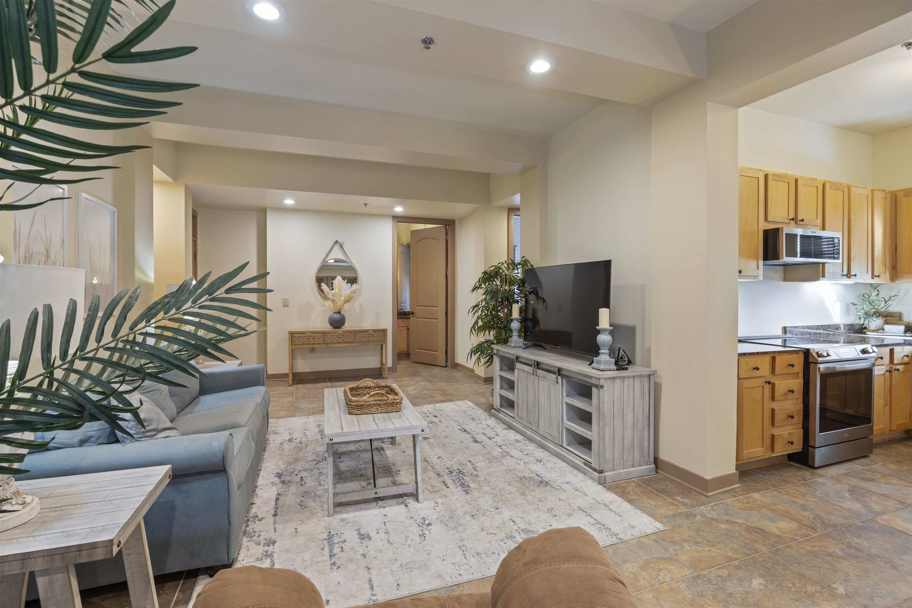1430 Regency Road, Unit B201 Gulf Shores, AL 36542 - Photo 10 of 59 Living Room