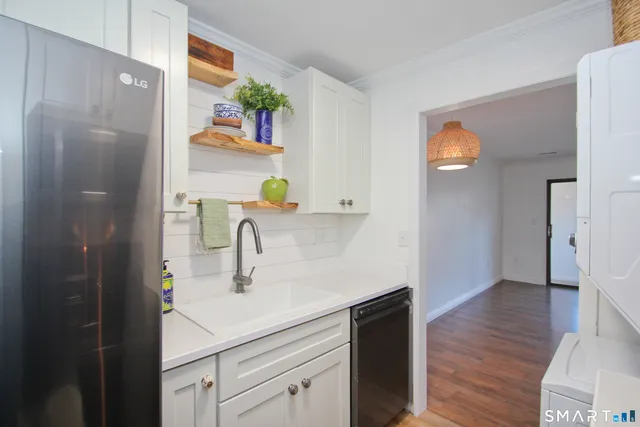 $199,900 | 83 Landing Circle, Unit 83, Suffield, CT 06078