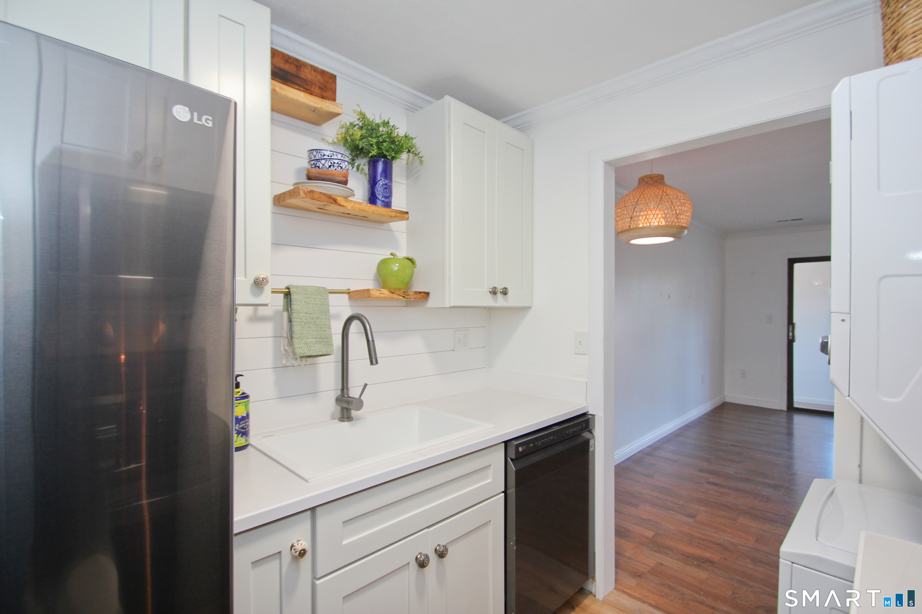 83 Landing Circle, Unit 83 Suffield, CT 06078 - Photo 11 of 19