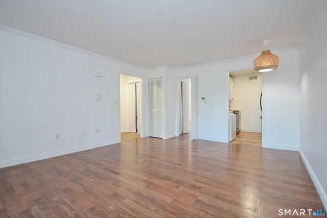 $199,900 | 83 Landing Circle, Unit 83, Suffield, CT 06078