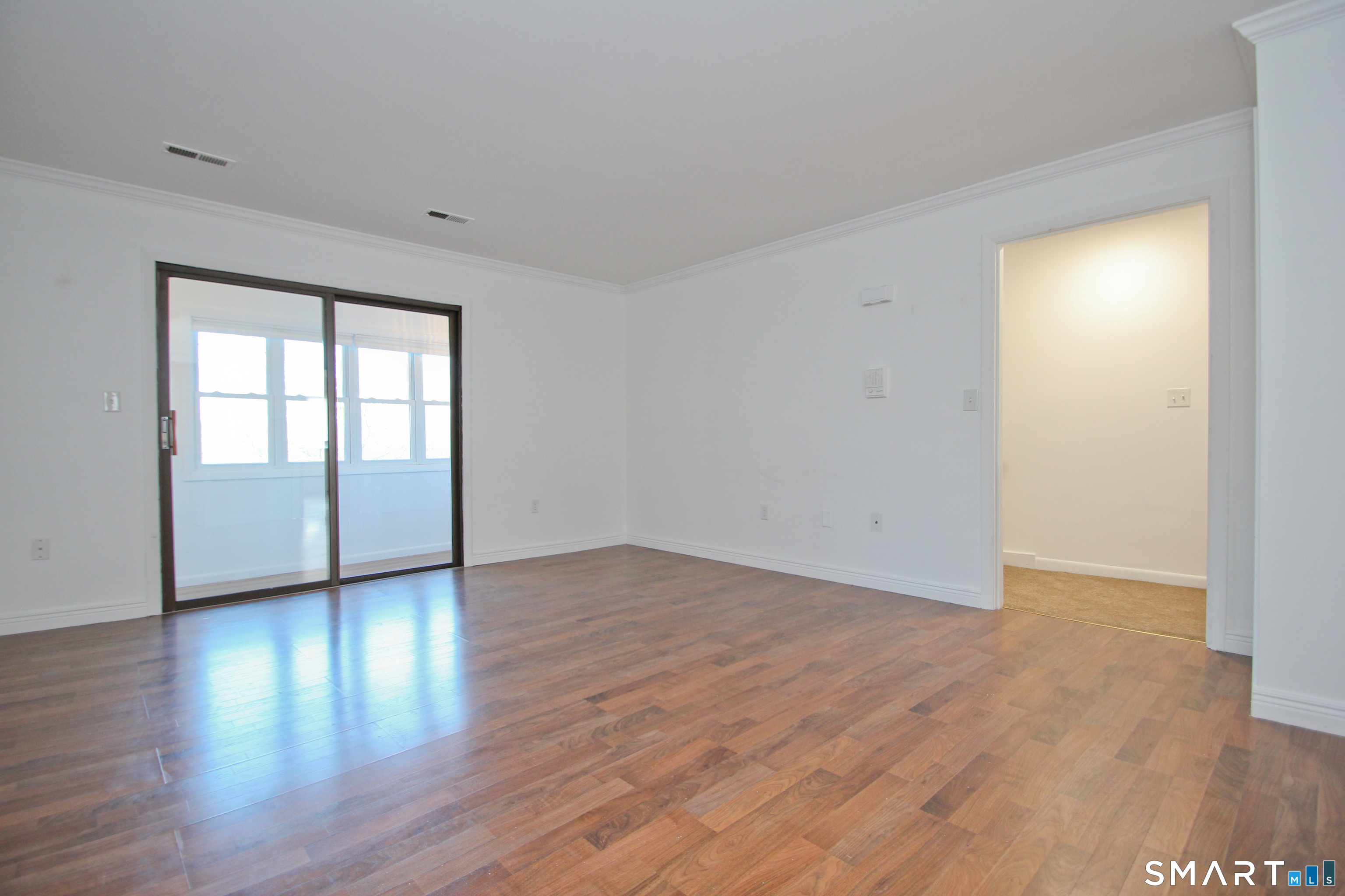 83 Landing Circle, Unit 83 Suffield, CT 06078 - Photo 5 of 19