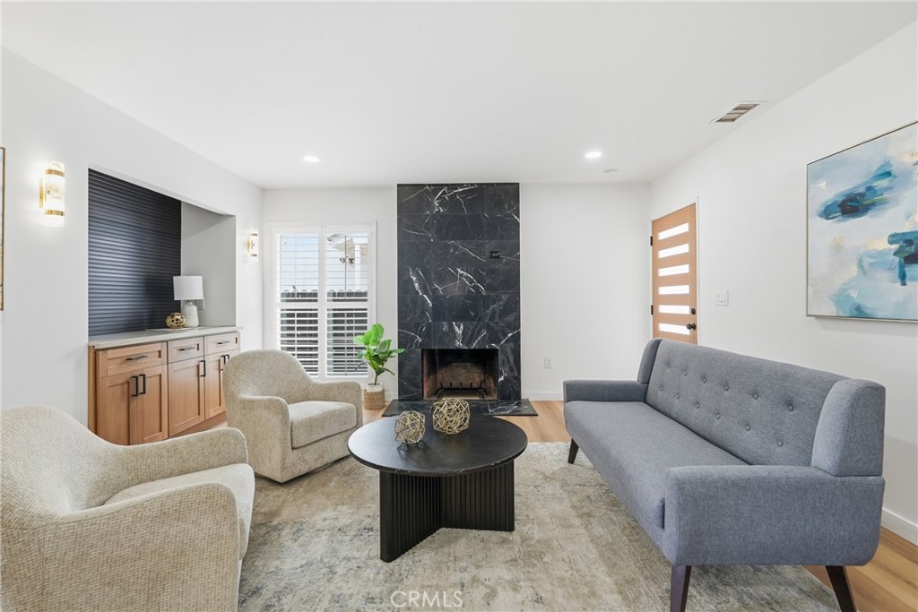 3308 Faust Avenue Long Beach, CA 90808 - Photo 7 of 51