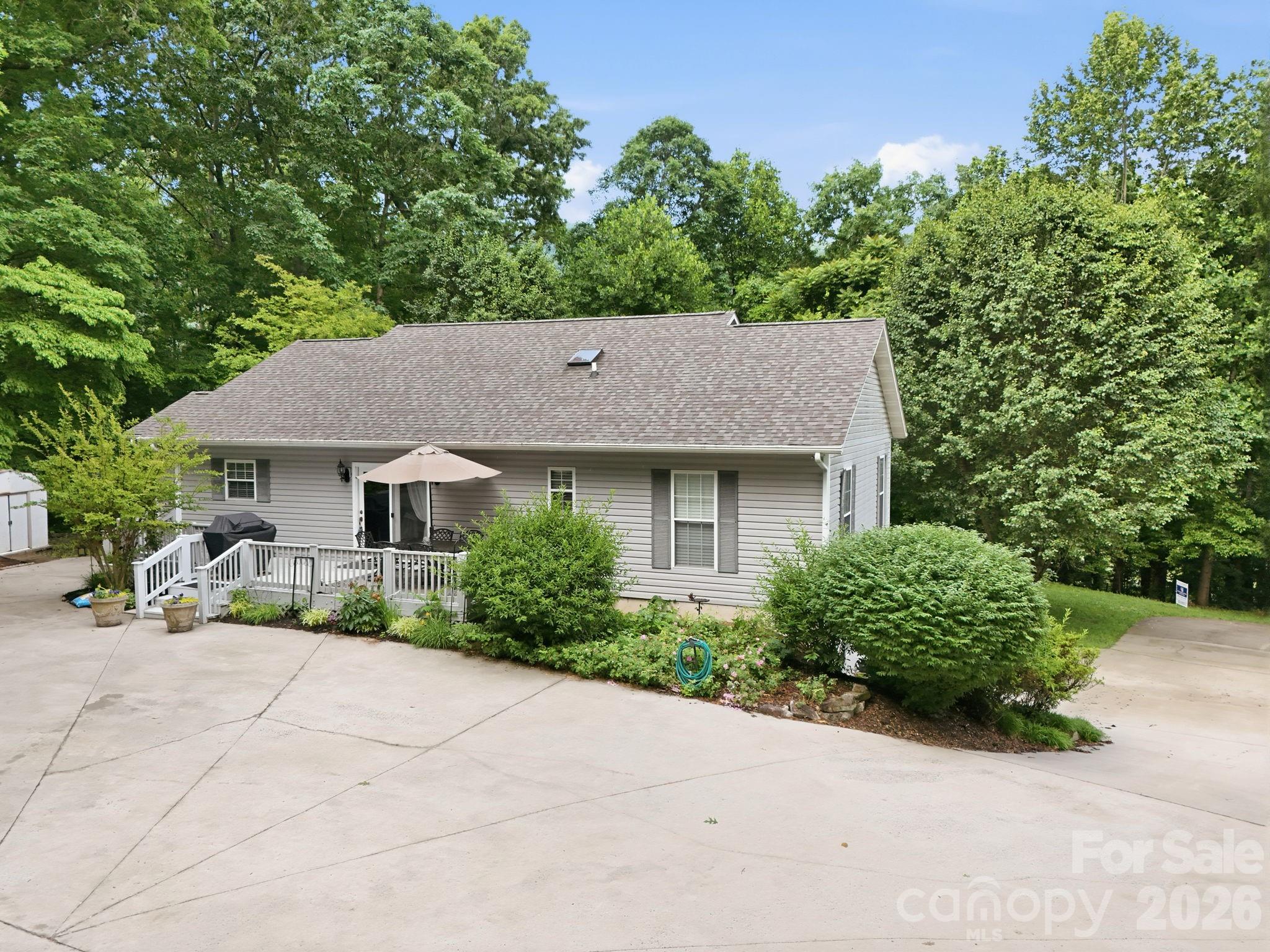 124 Lytle Cove Road Swannanoa, NC 28778 - Photo 7 of 47