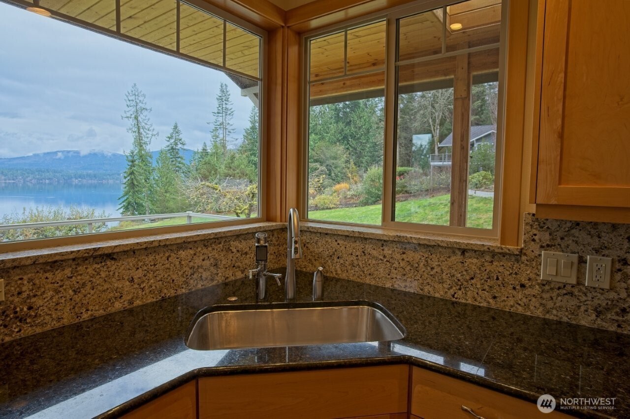 3729 West Sequim Bay Road Sequim, WA 98382 - Photo 11 of 29