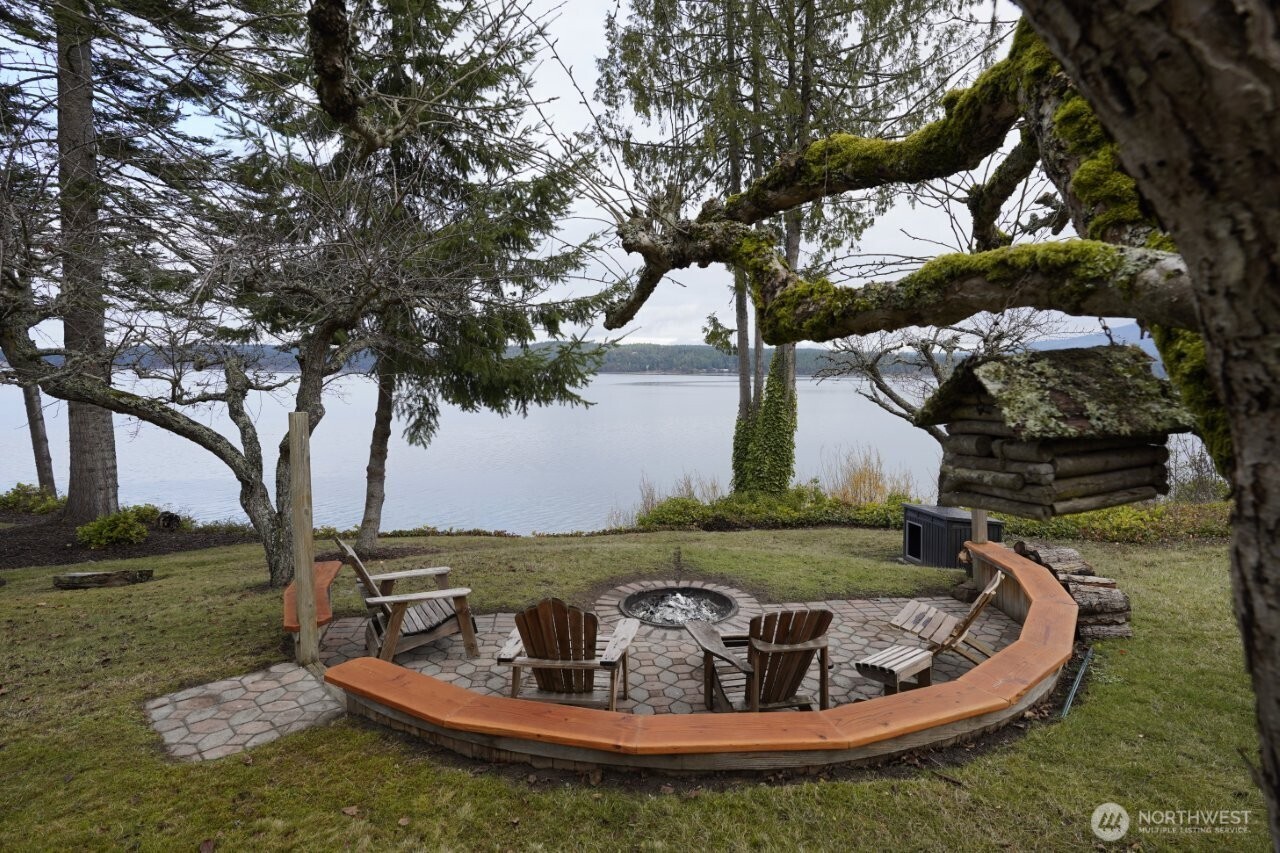 3729 West Sequim Bay Road Sequim, WA 98382 - Photo 4 of 29
