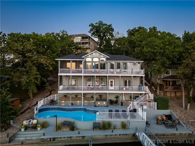 $1,850,000 | 415 Gardenia Circle, Sunrise Beach, MO 65079