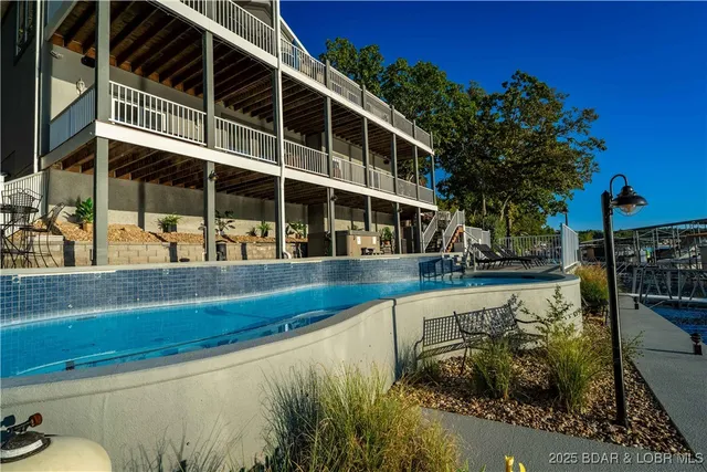 $1,850,000 | 415 Gardenia Circle, Sunrise Beach, MO 65079