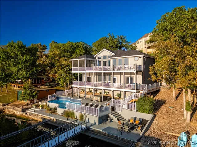 $1,850,000 | 415 Gardenia Circle, Sunrise Beach, MO 65079