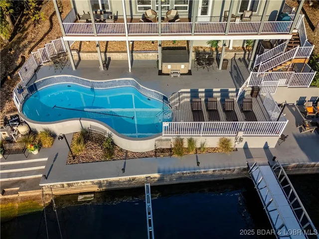 $1,850,000 | 415 Gardenia Circle, Sunrise Beach, MO 65079