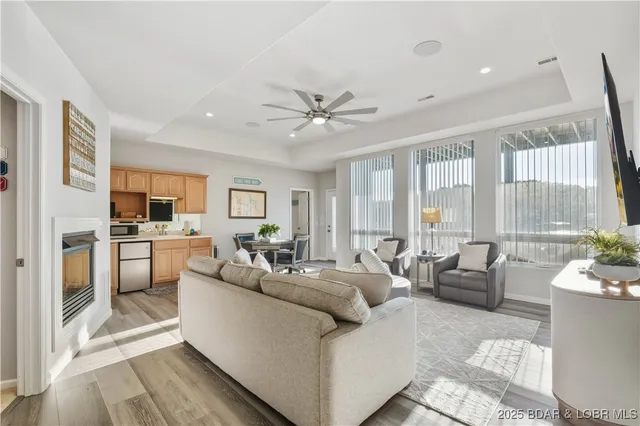 $1,850,000 | 415 Gardenia Circle, Sunrise Beach, MO 65079