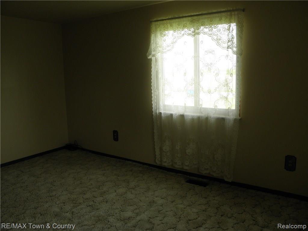 8500 Sharp Road Swartz Creek, MI 48473 - Photo 25 of 42 P1010036 (1).jpg
