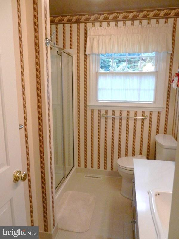 855 Woodbridge Road York, PA 17402 - Photo 23 of 36 Gallery Image 23