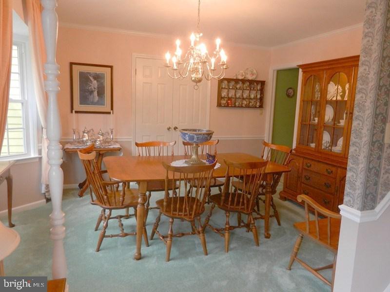 855 Woodbridge Road York, PA 17402 - Photo 9 of 36 Gallery Image 9