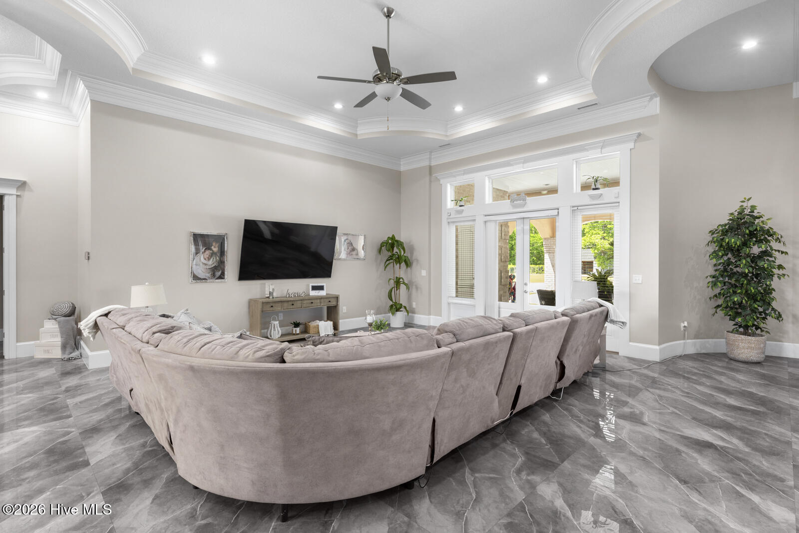 5976 Gum Branch Road Jacksonville, NC 28546 - Photo 17 of 96 Living Room