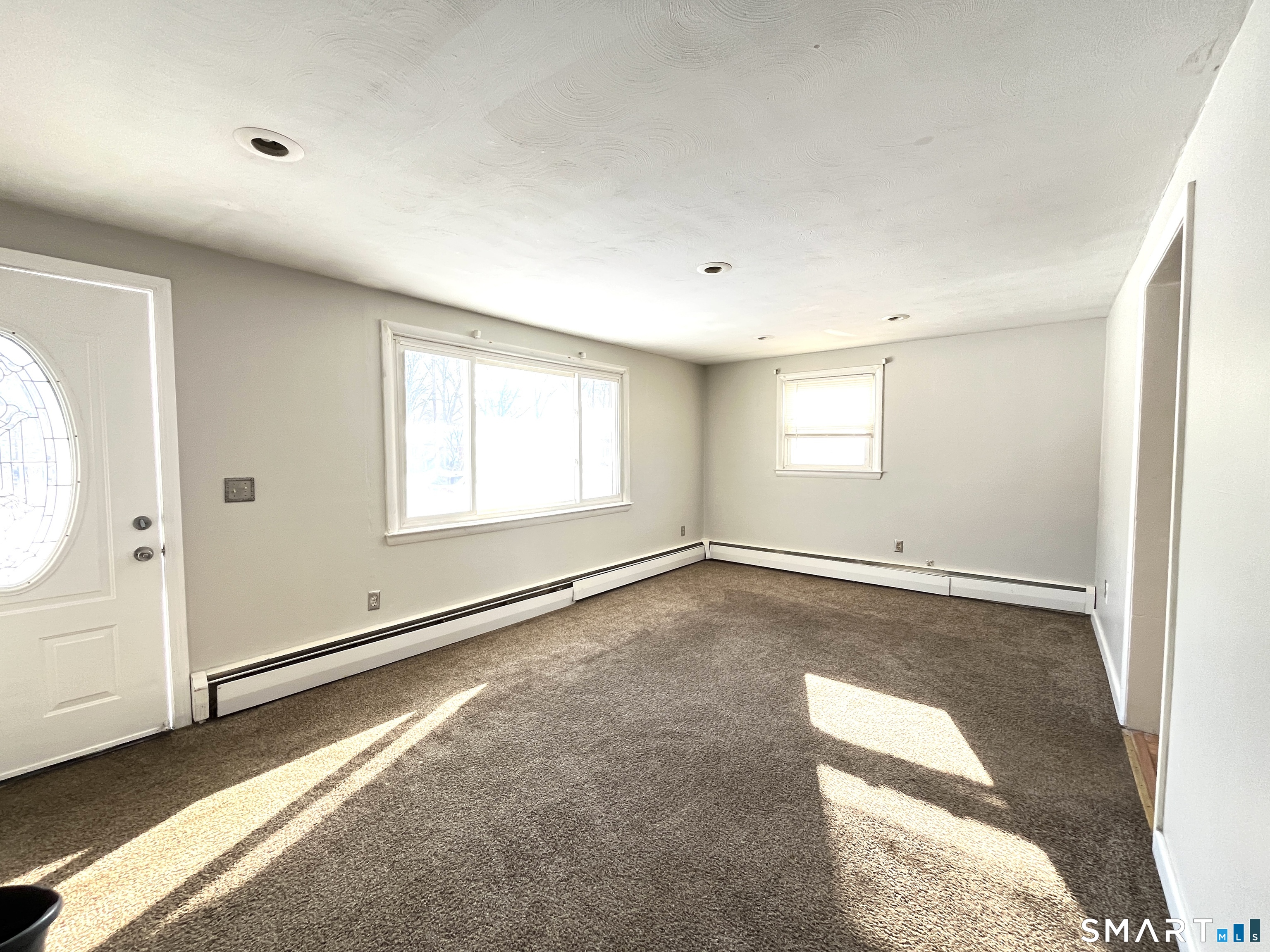 97 Brussels Avenue Wethersfield, CT 06109 - Photo 2 of 10