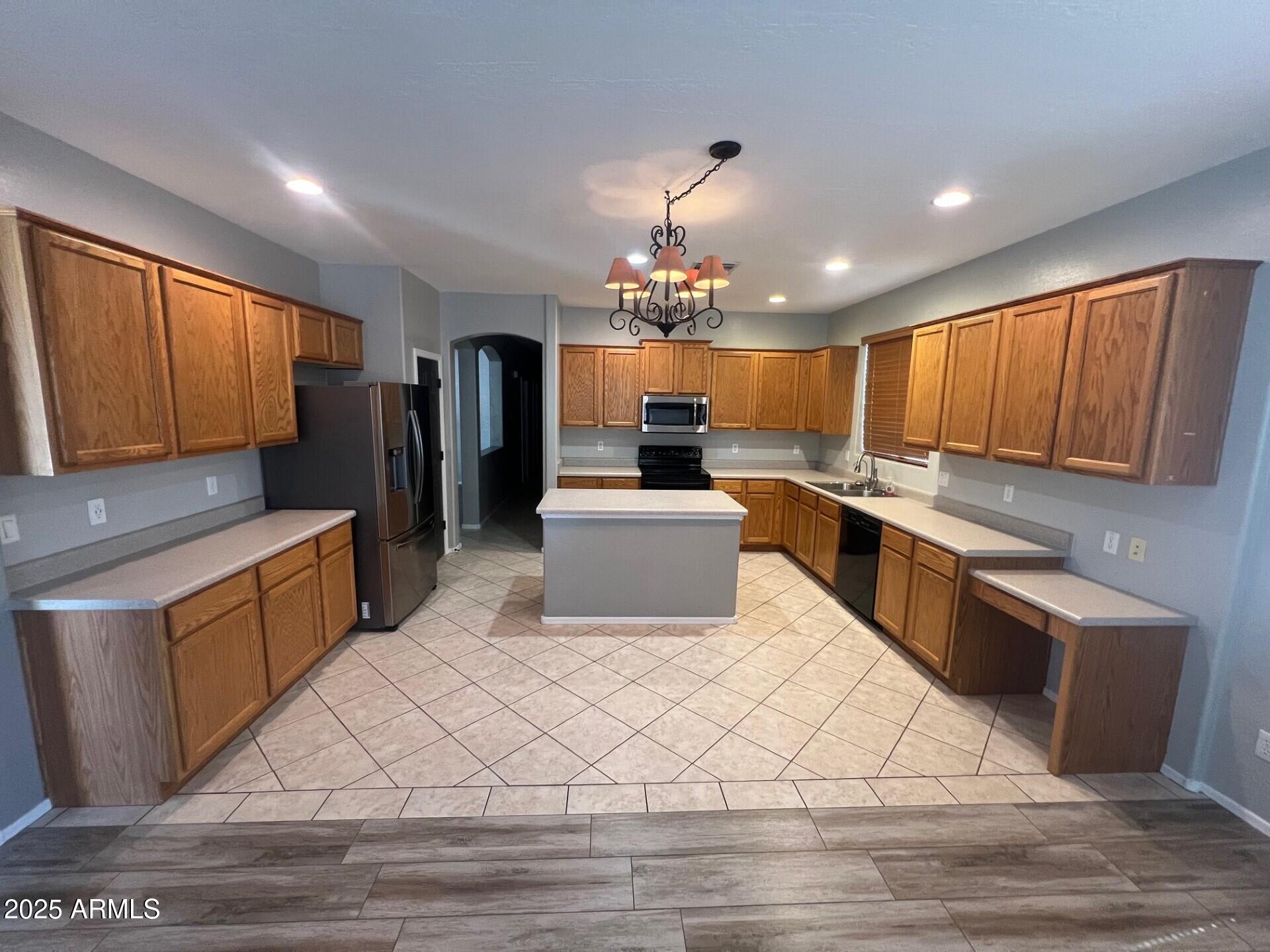 4130 East Megan Street Gilbert, AZ 85295 - Photo 8 of 43 thumbnail_IMG_5512