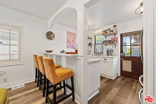 $1,625,000 | 107 Clubhouse Avenue, Venice, CA 90291