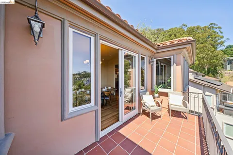 $2,475,000 | 6611 Elverton Drive, Oakland, CA 94611