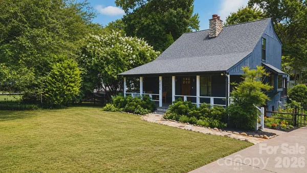 $1,089,000 | 21624 Rio Oro Drive, Unit 50, Cornelius, NC 28031