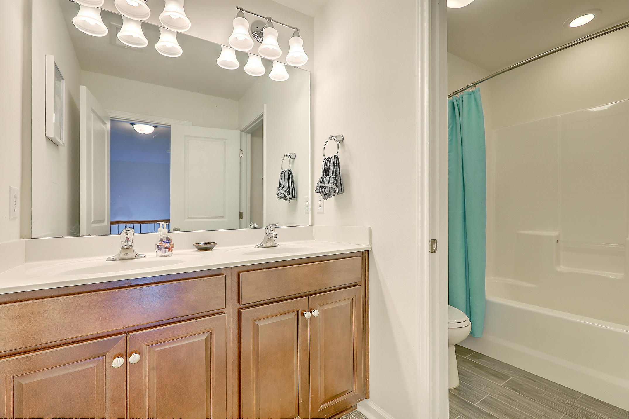 218 Spectrum Road Summerville, SC 29486 - Photo 29 of 35 Upstairs Full Bath