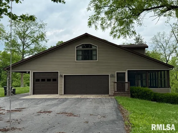 $299,900 | 285 Twin Springs Loop, Anna, IL 62906