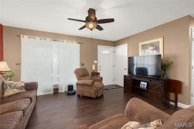 $230,000 | 402 Wallach Drive, Eureka, MO 63025