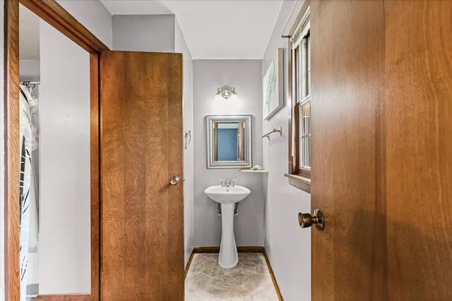 $180,000 | 6 Harness Lane, Pesotum, IL 61863