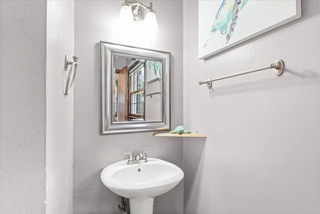 $180,000 | 6 Harness Lane, Pesotum, IL 61863