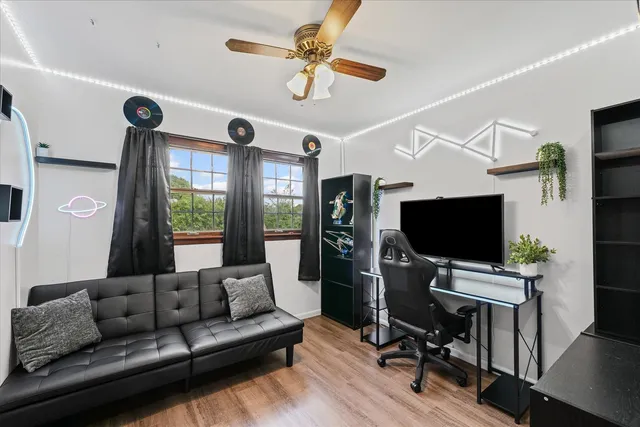 $180,000 | 6 Harness Lane, Pesotum, IL 61863