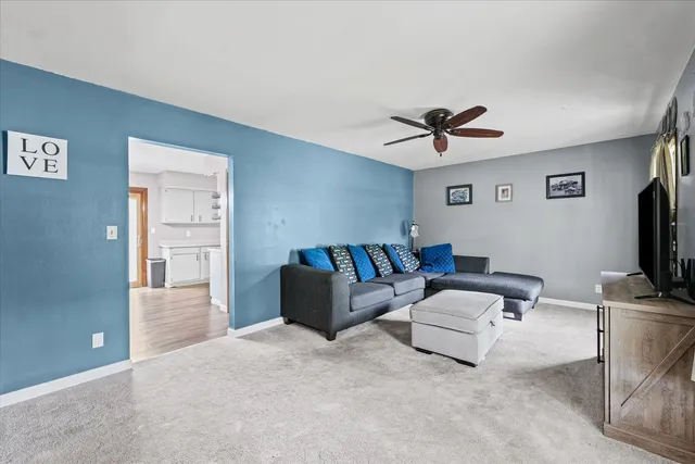 $180,000 | 6 Harness Lane, Pesotum, IL 61863